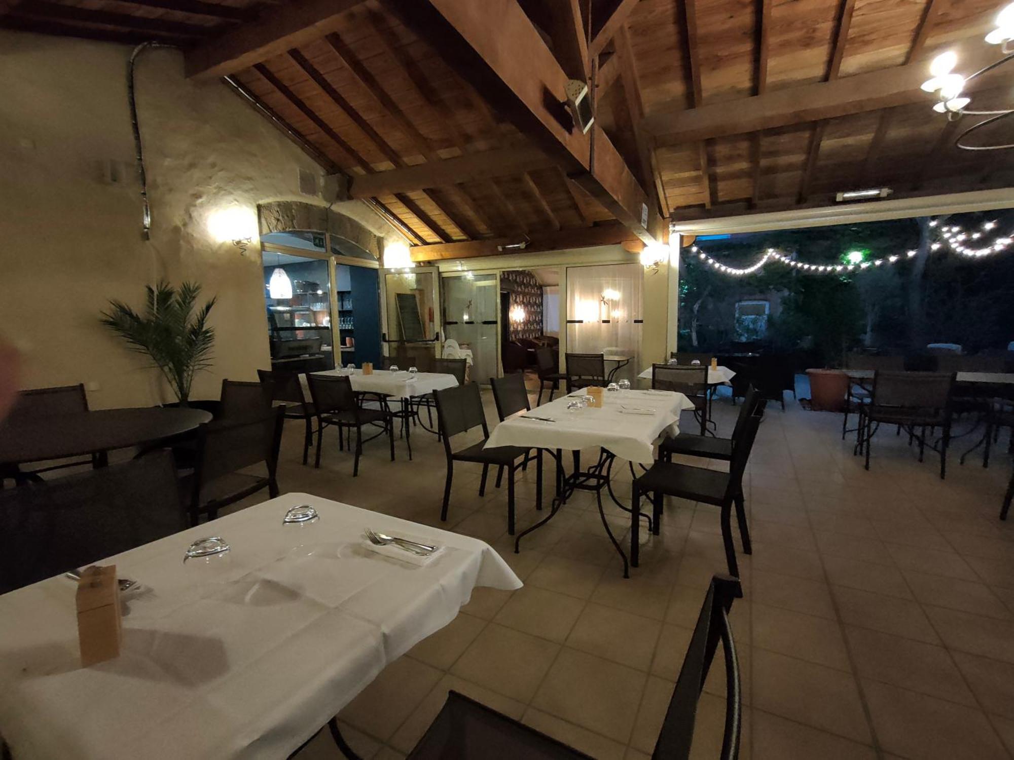 Restaurant L'art Des Mets By Cote Jardin